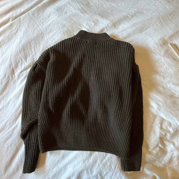 H&M Ribbed Turtleneck Sweater - Gray - Picture 4 of 4